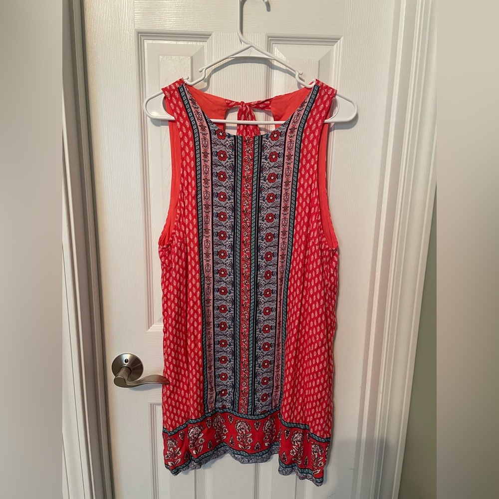 Prince & Fox Bright Floral Shift Dress with Keyhole Back